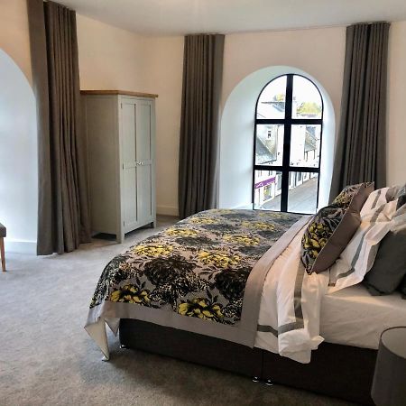 East Church House, Unique 9 Bedroom Church, Historic Market Town. Strathaven Kültér fotó